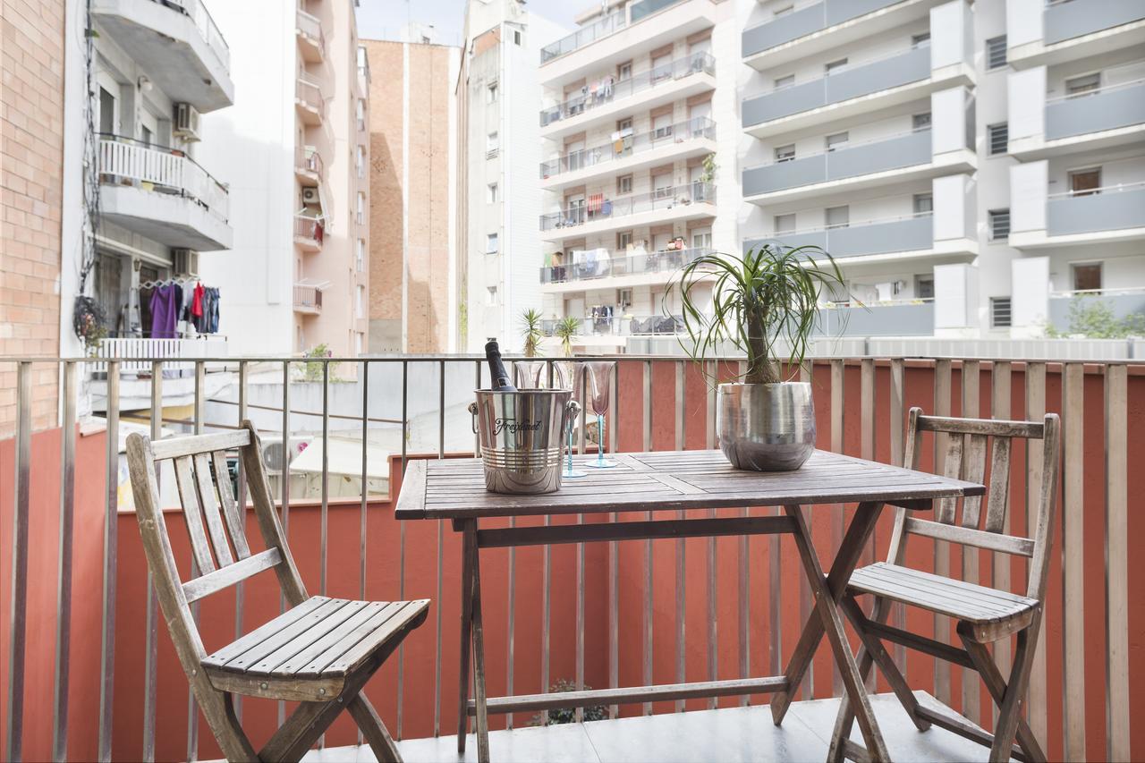My Space Barcelona Pool City Center Exterior foto